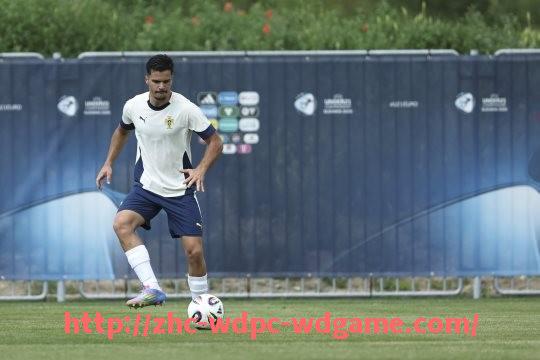 问鼎娱乐官方网站-球员主动自荐加盟德甲俱乐部的现象及成功案例分析